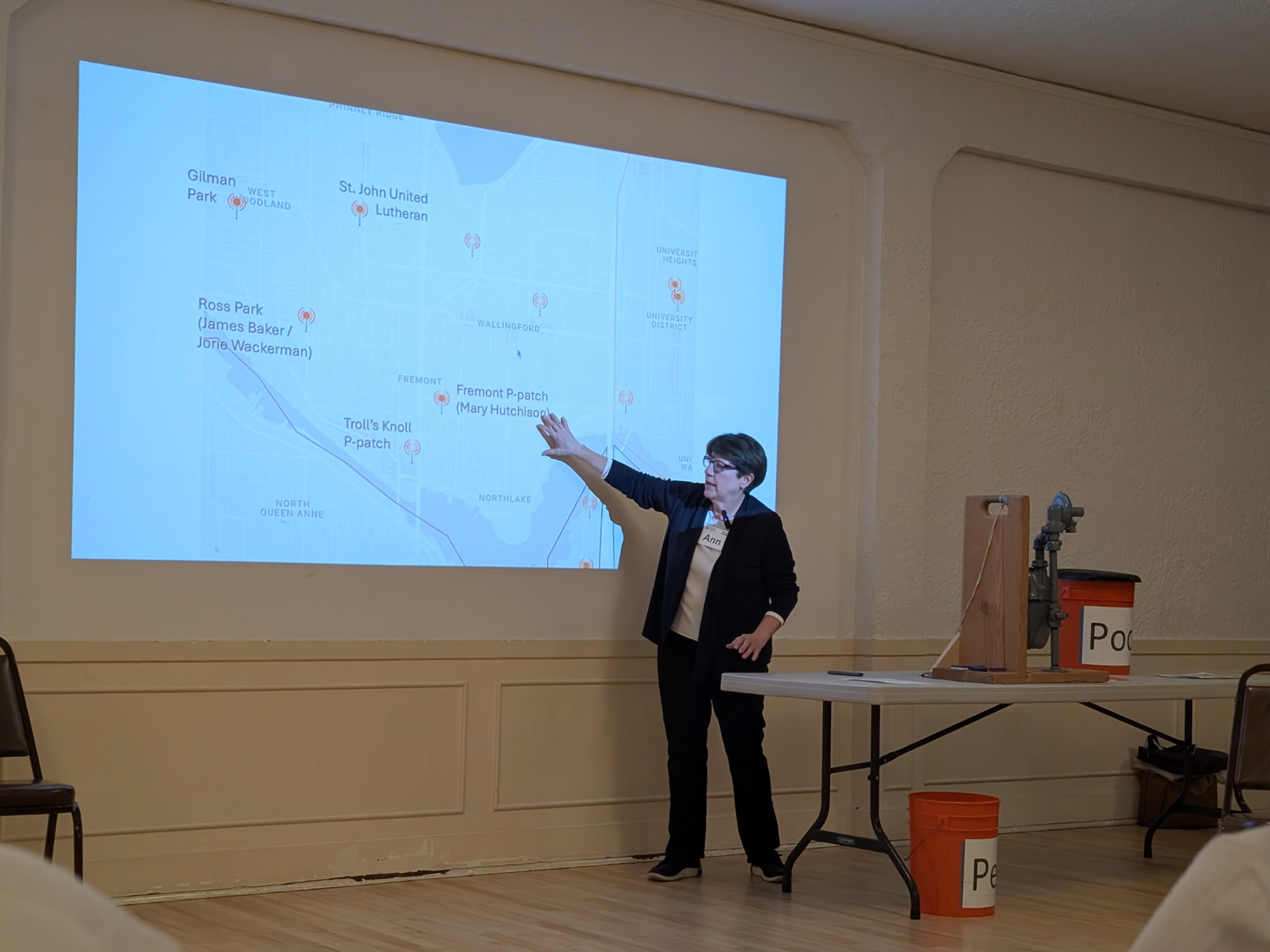 Fremont neighbors talk preparedness and emergency hubs